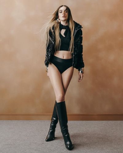 Melis Sezen seksi ifşa fotoğrafı 160