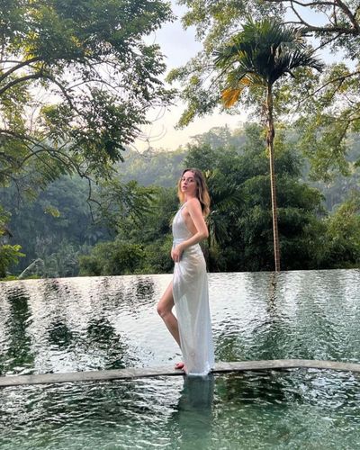 Melis Sezen seksi ifşa fotoğrafı 335