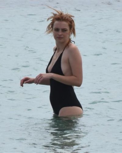 Melis Sezen seksi ifşa fotoğrafı 402