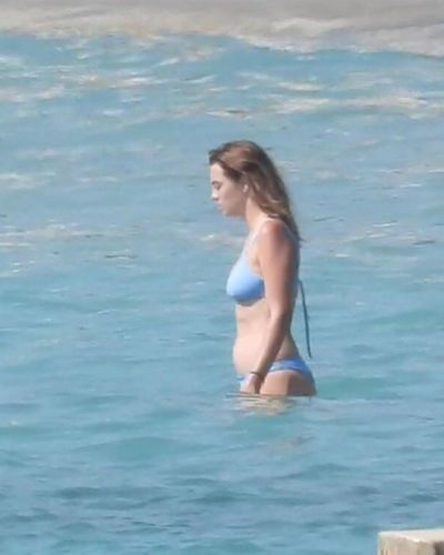 Melis Sezen seksi ifşa fotoğrafı 418