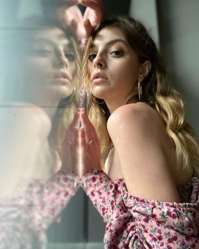 Melis Sezen seksi ifşa fotoğrafı 498
