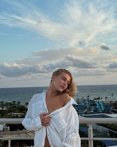 Melisa Döngel seksi ifşa fotoğrafı 161