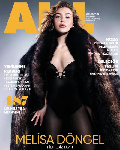 Melisa Döngel seksi ifşa fotoğrafı 321