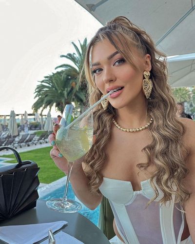 Melisa Döngel seksi ifşa fotoğrafı 425