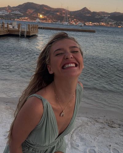 Melisa Döngel seksi ifşa fotoğrafı 477