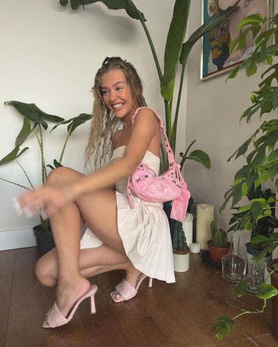 Melisa Döngel seksi ifşa fotoğrafı 567
