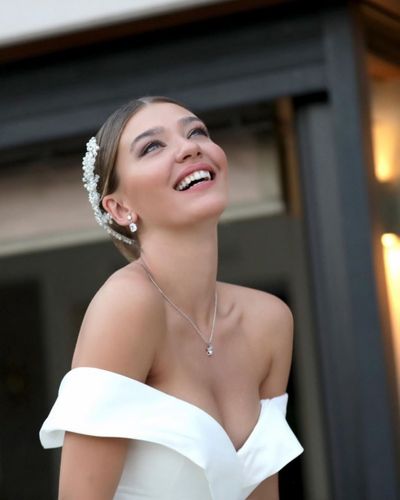 Melisa Döngel seksi ifşa fotoğrafı 777