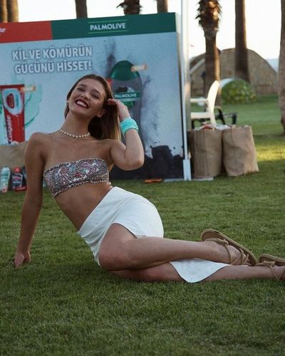 Melisa Döngel seksi ifşa fotoğrafı 830