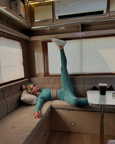 Melisa Döngel seksi ifşa fotoğrafı 88