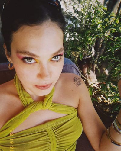 Melisa Şenolsun seksi ifşa fotoğrafı 108