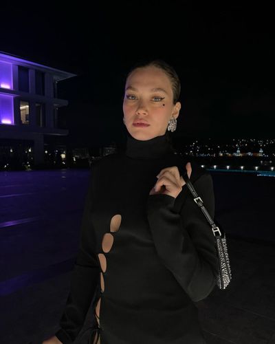 Melisa Şenolsun seksi ifşa fotoğrafı 122
