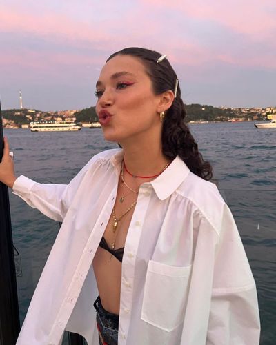 Melisa Şenolsun seksi ifşa fotoğrafı 123