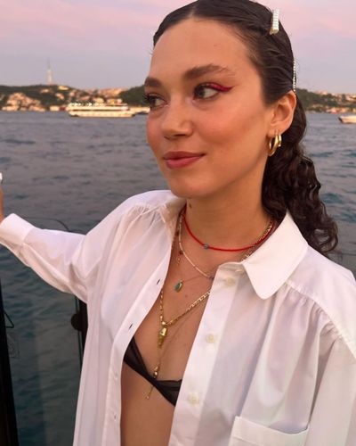 Melisa Şenolsun seksi ifşa fotoğrafı 130