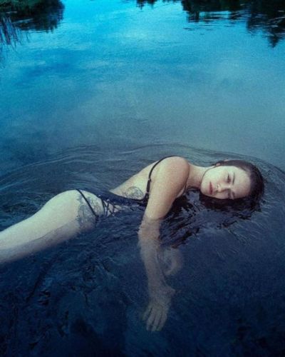 Melisa Şenolsun seksi ifşa fotoğrafı 199