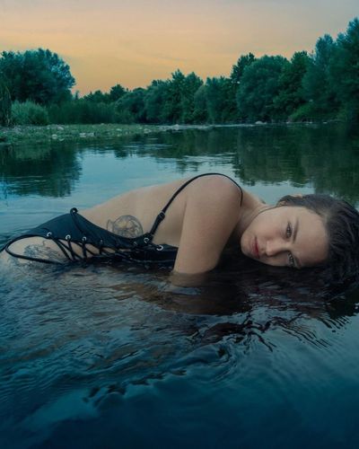 Melisa Şenolsun seksi ifşa fotoğrafı 215