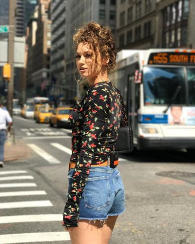 Melisa Şenolsun seksi ifşa fotoğrafı 341
