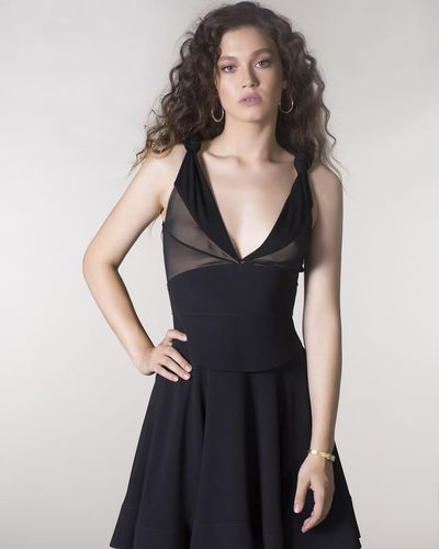 Melisa Şenolsun seksi ifşa fotoğrafı 352