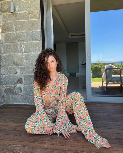 Melisa Şenolsun seksi ifşa fotoğrafı 54