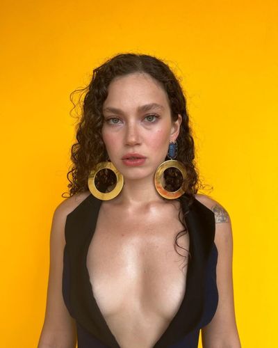 Melisa Şenolsun seksi ifşa fotoğrafı 85