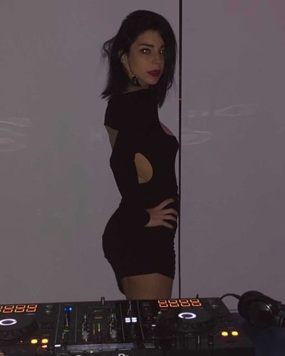 Merve Boluğur seksi ifşa fotoğrafı 102
