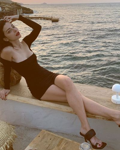 Merve Boluğur seksi ifşa fotoğrafı 111