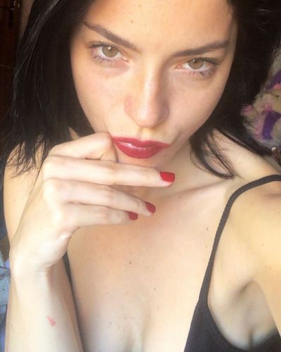 Merve Boluğur seksi ifşa fotoğrafı 122