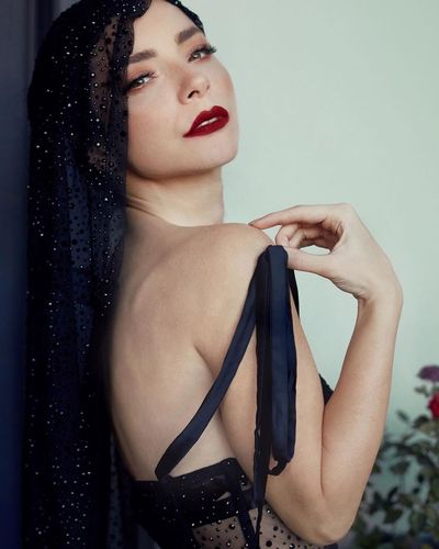 Merve Boluğur seksi ifşa fotoğrafı 148