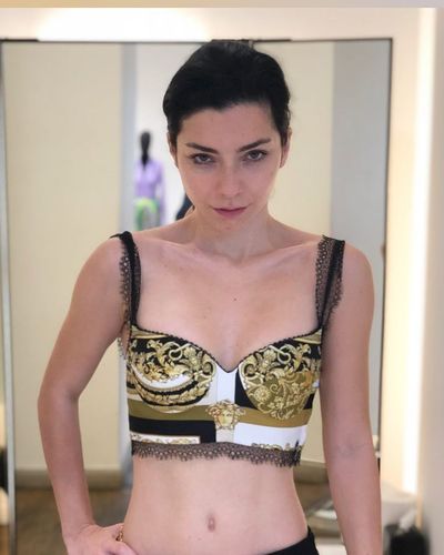 Merve Boluğur seksi ifşa fotoğrafı 154