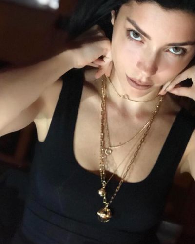Merve Boluğur seksi ifşa fotoğrafı 162