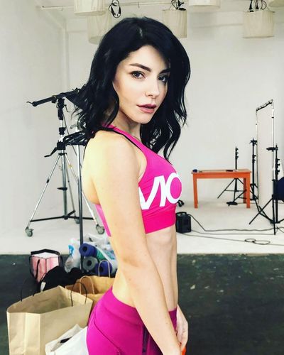 Merve Boluğur seksi ifşa fotoğrafı 182