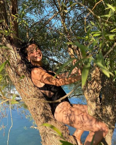 Merve Boluğur seksi ifşa fotoğrafı 242