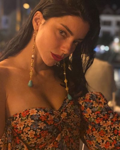 Merve Boluğur seksi ifşa fotoğrafı 270