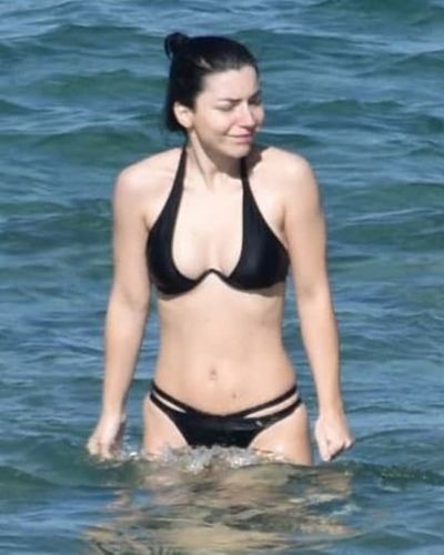 Merve Boluğur seksi ifşa fotoğrafı 284