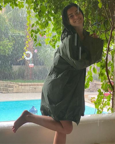 Merve Boluğur seksi ifşa fotoğrafı 303