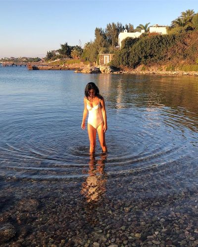 Merve Boluğur seksi ifşa fotoğrafı 310
