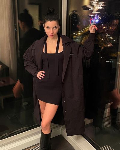 Merve Boluğur seksi ifşa fotoğrafı 351