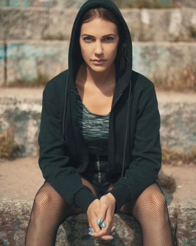 Meryem Uzerli seksi ifşa fotoğrafı 150