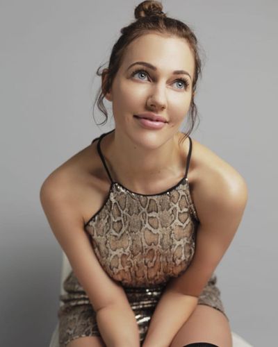 Meryem Uzerli seksi ifşa fotoğrafı 183