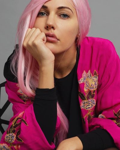 Meryem Uzerli seksi ifşa fotoğrafı 189