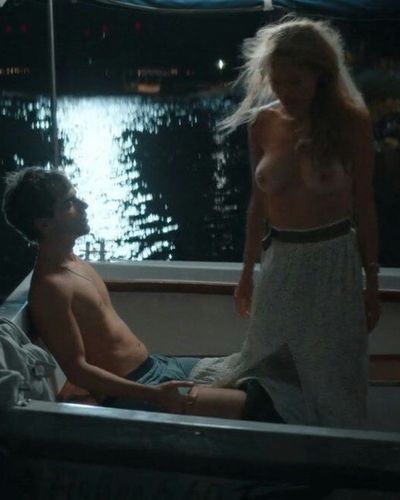 Meryem Uzerli seksi ifşa fotoğrafı 41