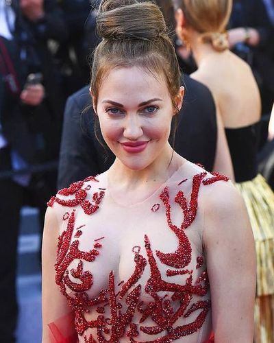 Meryem Uzerli seksi ifşa fotoğrafı 229 — Meryem Uzerli Sexy Photos (2022)