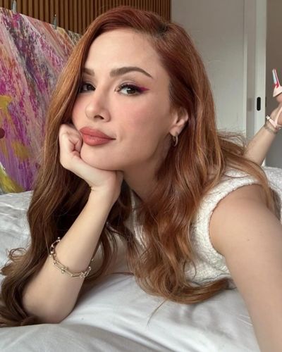 Mine Tuğay seksi ifşa fotoğrafı 111
