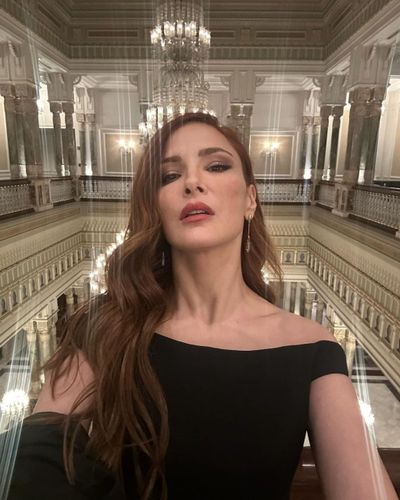 Mine Tuğay seksi ifşa fotoğrafı 147