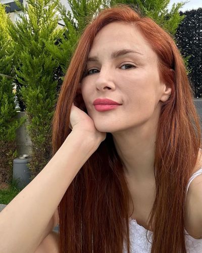 Mine Tuğay seksi ifşa fotoğrafı 172