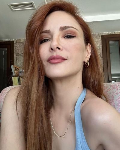 Mine Tuğay seksi ifşa fotoğrafı 207