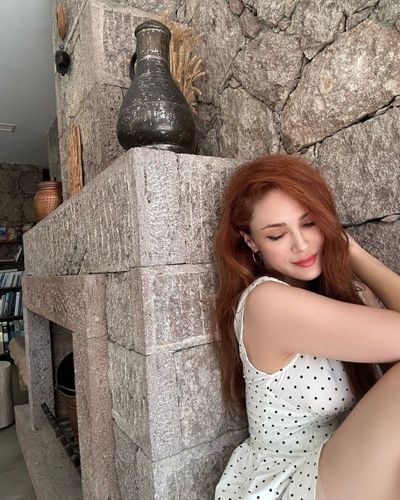 Mine Tuğay seksi ifşa fotoğrafı 226