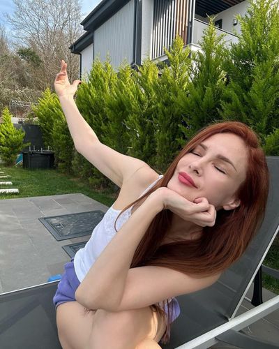 Mine Tuğay seksi ifşa fotoğrafı 249