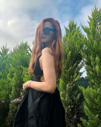 Mine Tuğay seksi ifşa fotoğrafı 250