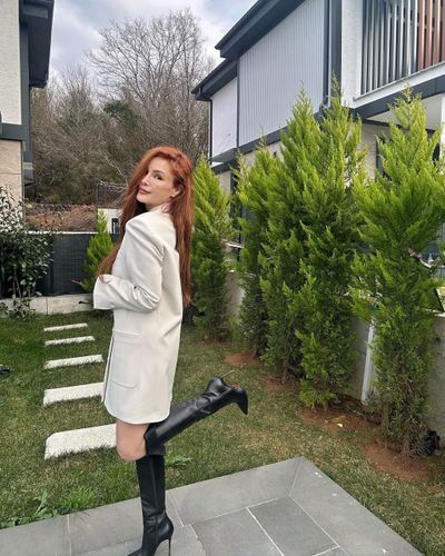 Mine Tuğay seksi ifşa fotoğrafı 263