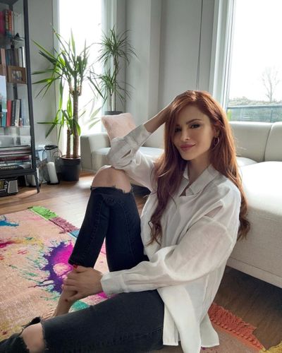 Mine Tuğay seksi ifşa fotoğrafı 276
